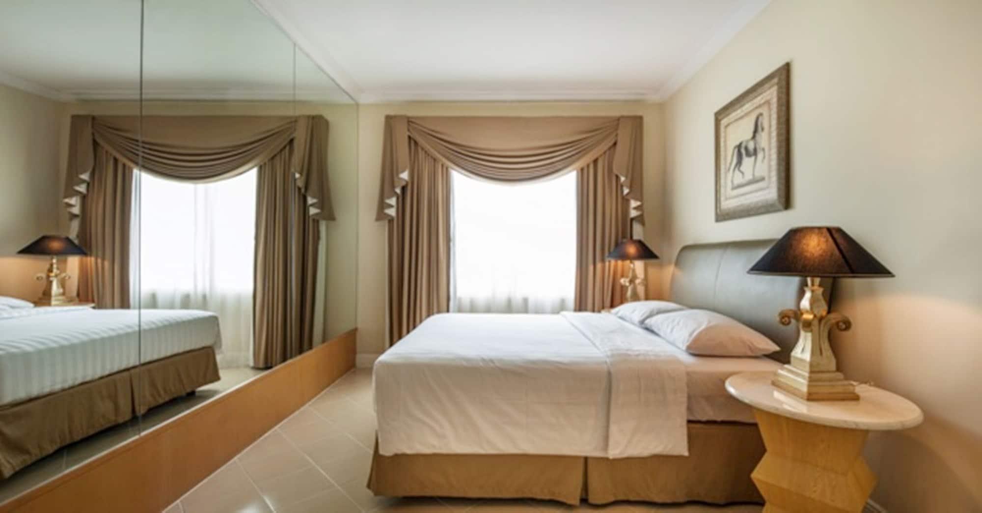 Batavia Hotel & Serviced Apartments Jakarta Jacarta Exterior foto