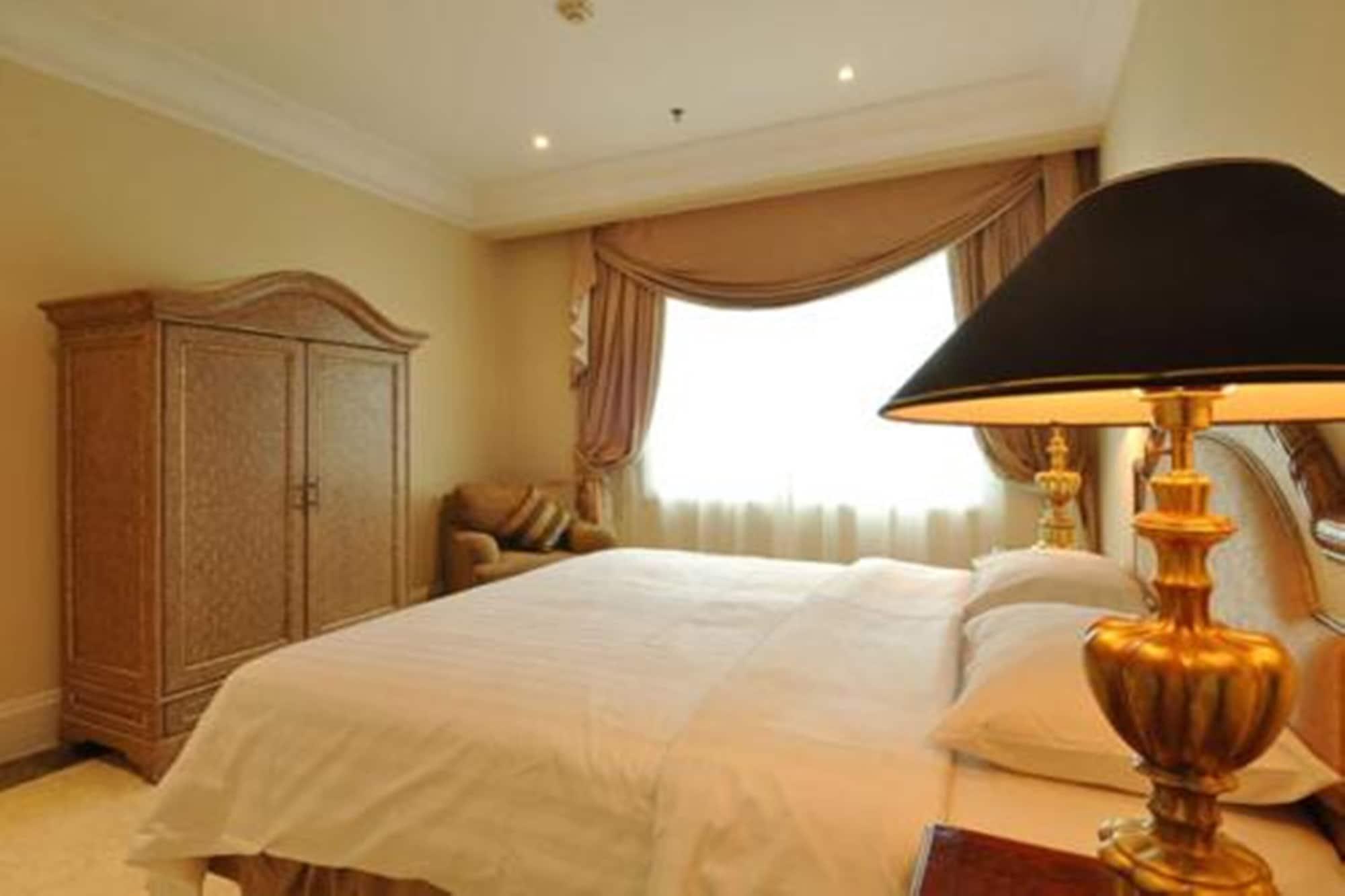 Batavia Hotel & Serviced Apartments Jakarta Jacarta Exterior foto