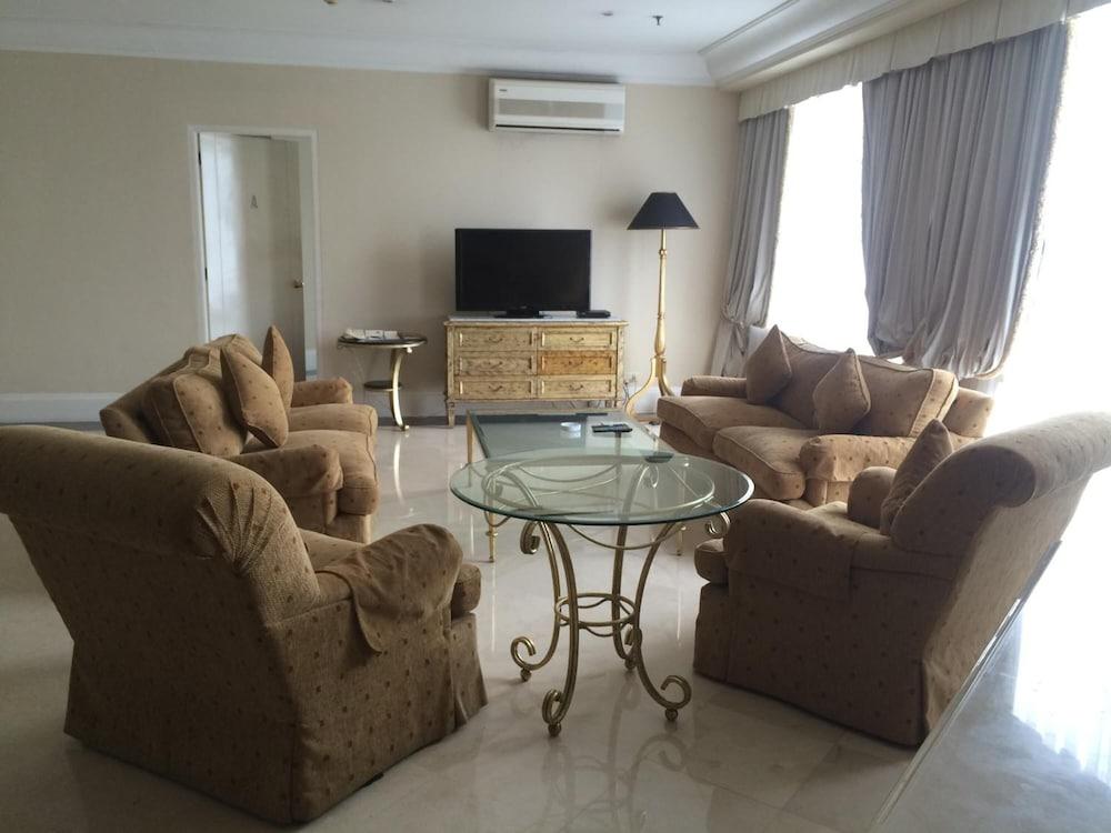 Batavia Hotel & Serviced Apartments Jakarta Jacarta Exterior foto