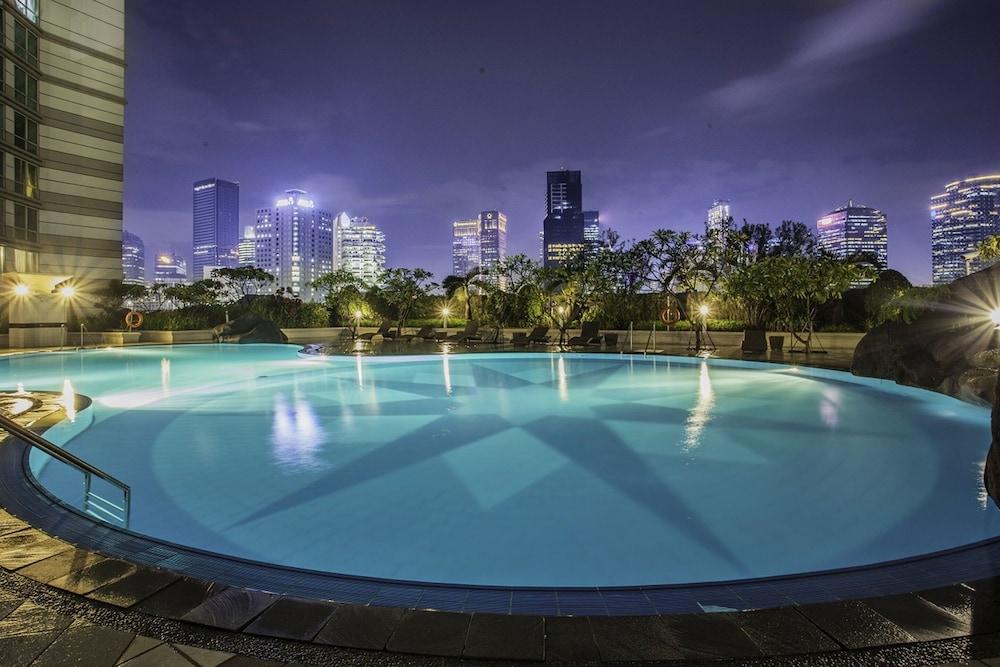 Batavia Hotel & Serviced Apartments Jakarta Jacarta Exterior foto