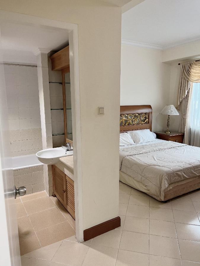 Batavia Hotel & Serviced Apartments Jakarta Jacarta Exterior foto