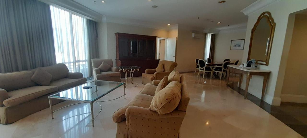 Batavia Hotel & Serviced Apartments Jakarta Jacarta Exterior foto