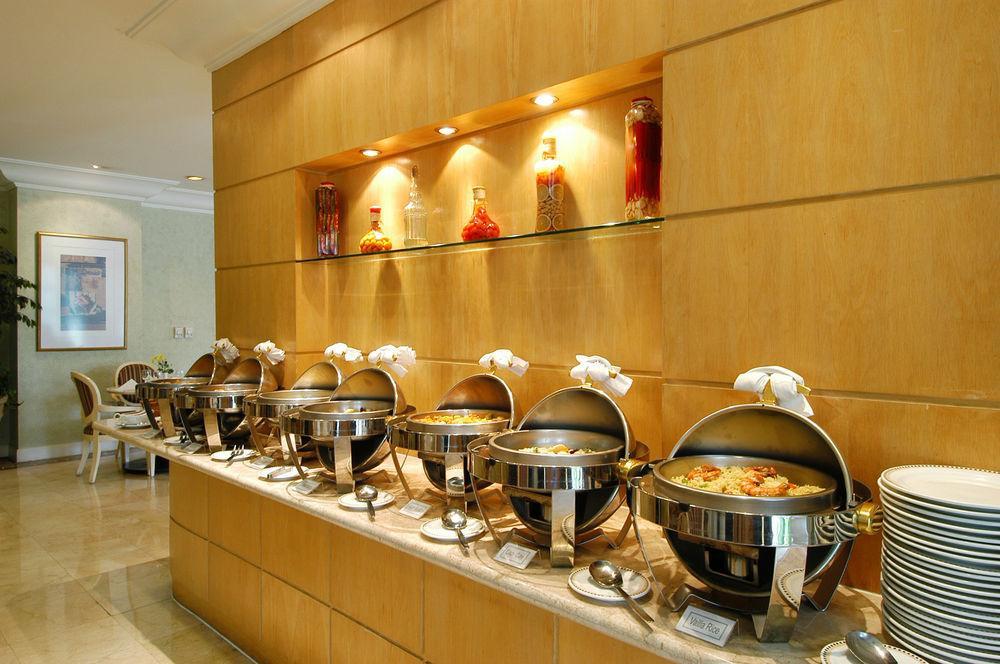 Batavia Hotel & Serviced Apartments Jakarta Jacarta Exterior foto